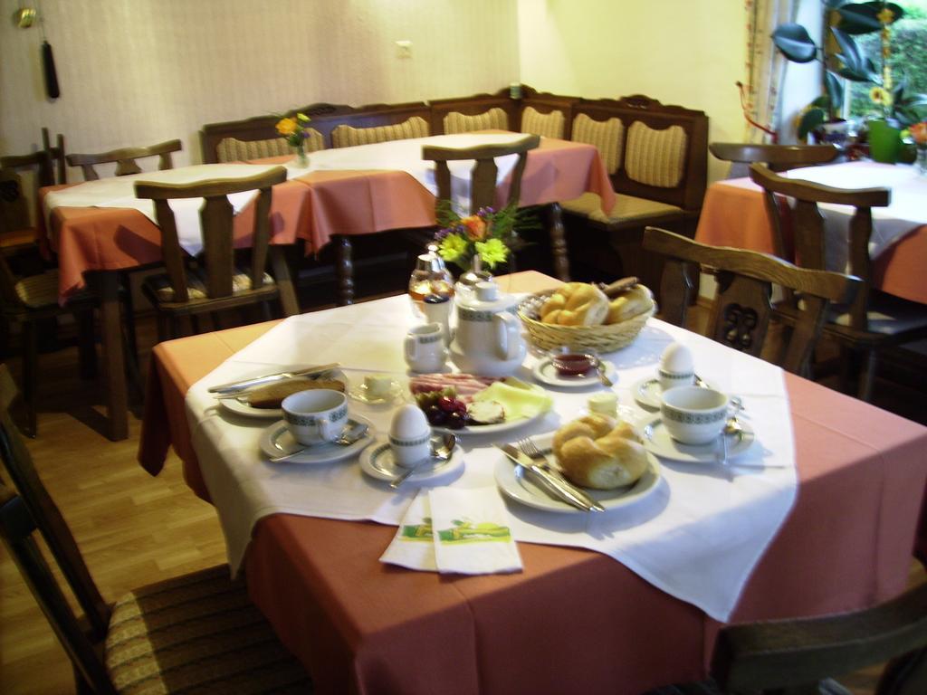 Privatzimmer Eva Leitgeb Faistenau Exterior foto