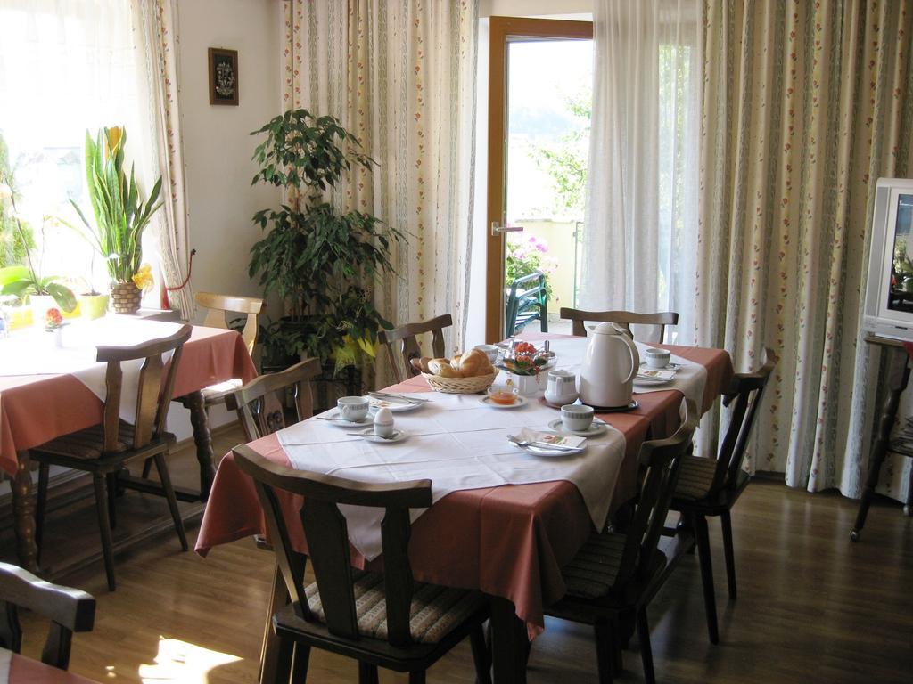 Privatzimmer Eva Leitgeb Faistenau Exterior foto